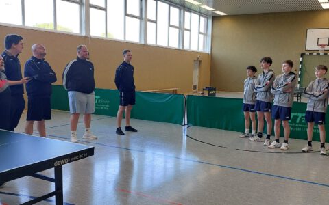 1. Herren bietet dem Tabellenführer Paroli / 2. Herren macht Meisterschaft perfekt.